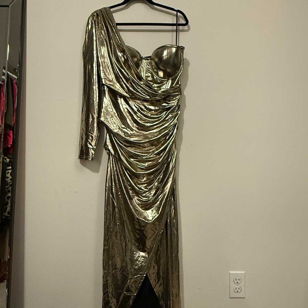 Silver Asymmetrical Ruched Gown with Slit for Cocktail - Picture 5 of 13